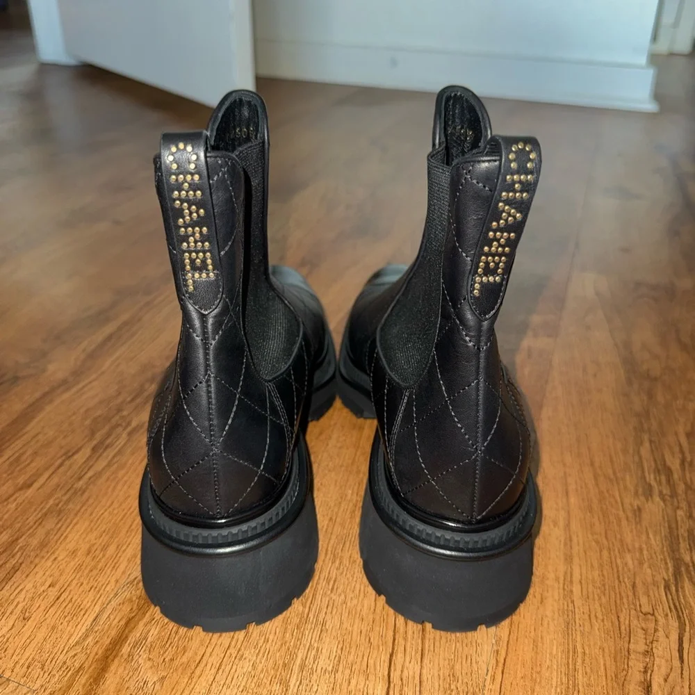 NIB Chanel Boots - Picture 5 of 10